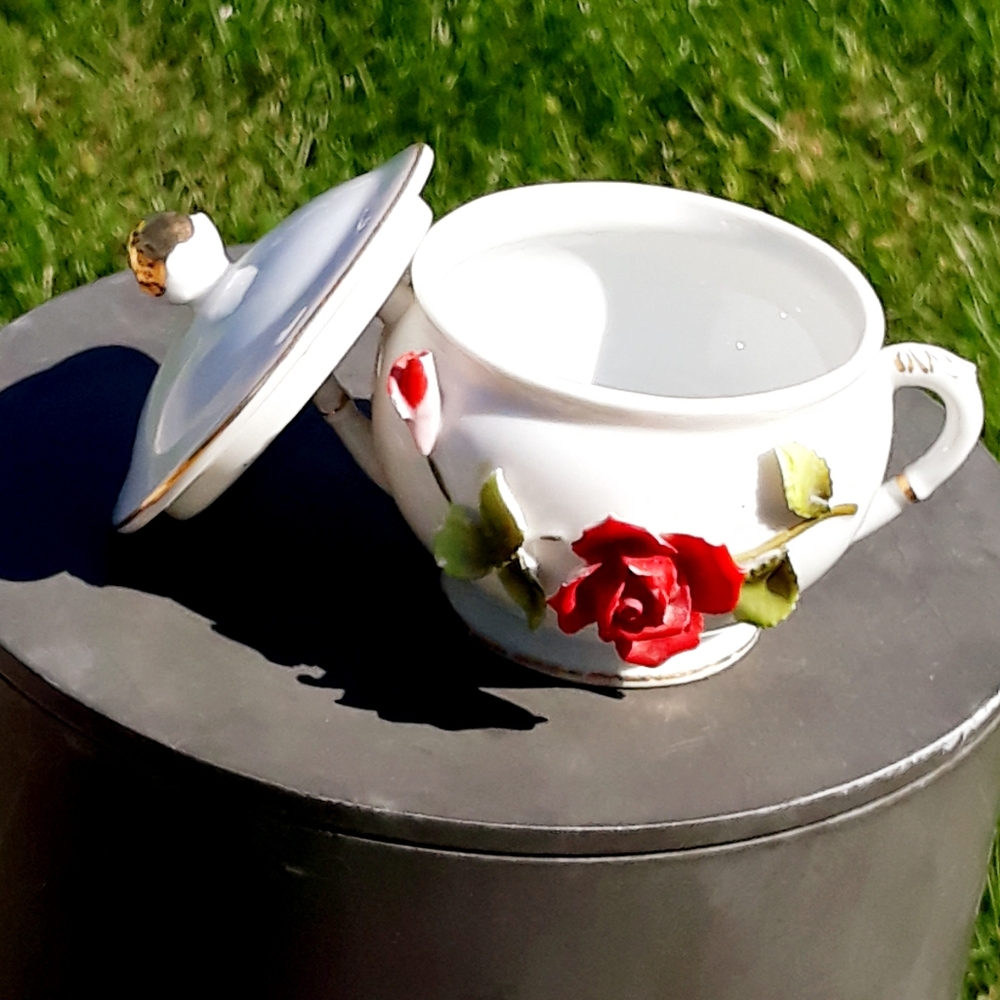 Vintage Japan Ceramic Sugar Bowl with 3D Rose - Picture 4 of 10